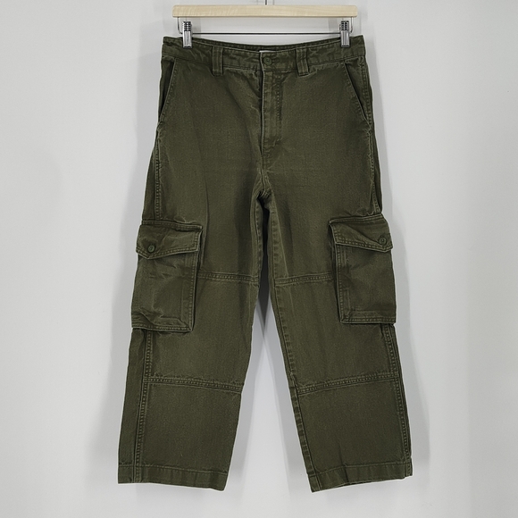 Aritzia Pants - TNA Troop Cargo Pants